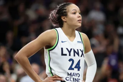 Napheesa Collier: Estrella de Lynx Sufre Lesión Grave en la WNBA