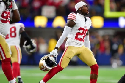 49ers Sorprenden a Rams en Duelo Épico: Mac Jones y Bourne Brillan