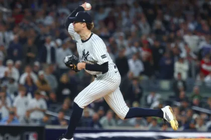 Schlittler hace historia: Yankees eliminan a Red Sox con actuación épica