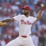 Cristopher Sánchez abre el Juego 1 de la Serie Divisional con Filis
