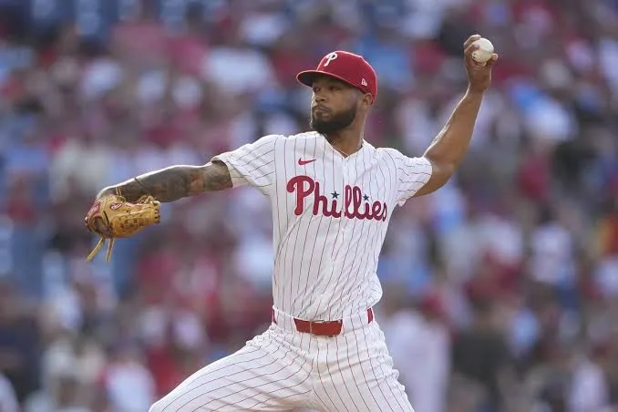 Cristopher Sánchez abre el Juego 1 de la Serie Divisional con Filis