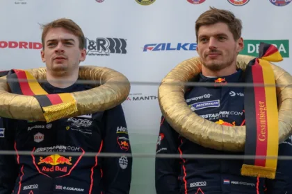 Verstappen Impresiona a Rivales: Victoria en Nordschleife y Impacto en F1