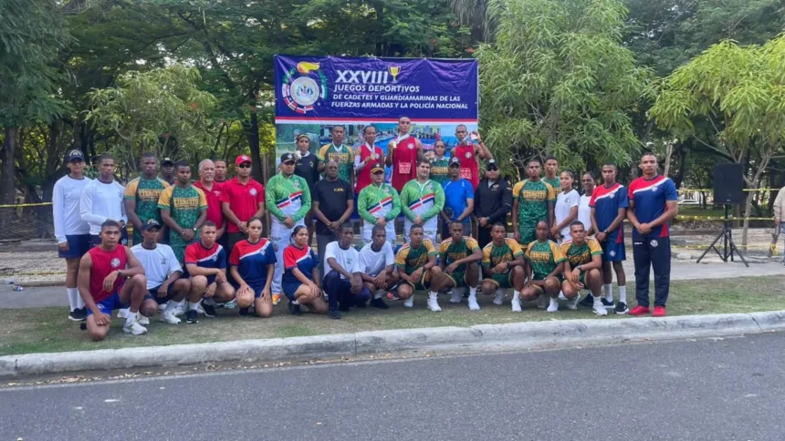 Fuerza Aérea Domina 10K en Juegos Académicos Militares: ¡Oro en Masculino y Femenino!