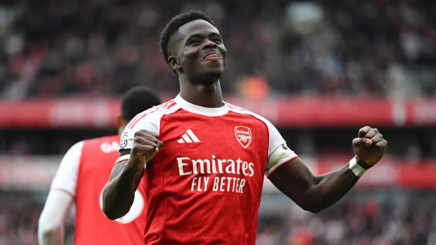Saka: 200 partidos con Arsenal y mensaje de Thierry Henry antes del triunfo
