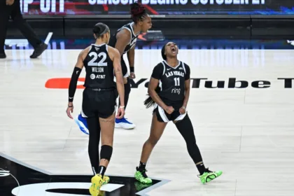 Aces vencen a Mercury: Evans y Loyd lideran desde la banca