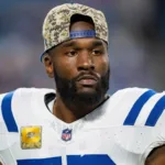 Shaquille Leonard: Del Retiro a la Pasión por el Fútbol como Coach