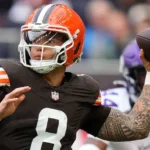 Gabriel Impresiona en Derrota: Browns Caen Ante Vikings en Londres
