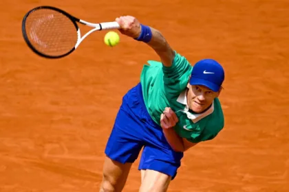Sinner Vence a Altmaier en Shanghái: Revancha Tras Derrota en Roland Garros