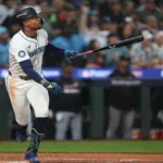 Julio Rodríguez Héroe: Marineros Empatan Serie Divisional con Doblete