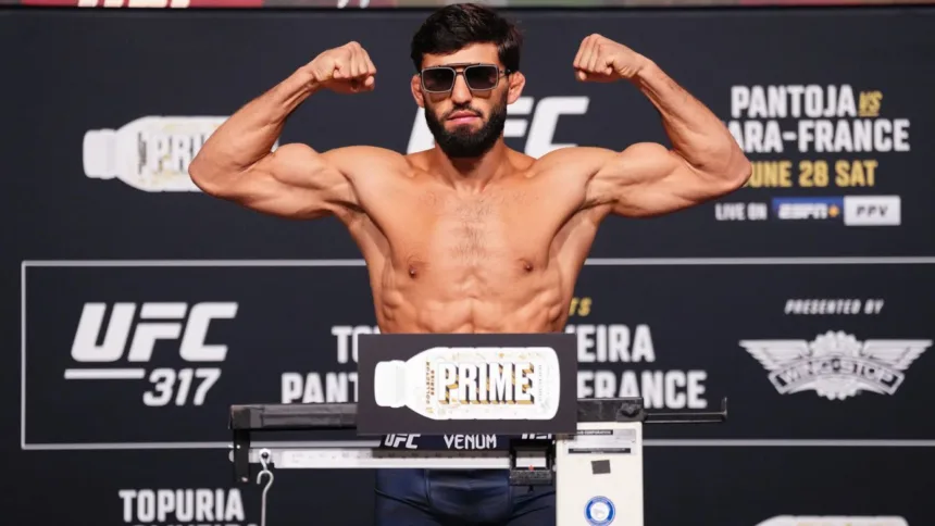 Tsarukyan vs. Hooker encabezan debut UFC Qatar; Muhammad vs. Garry en co-estelar