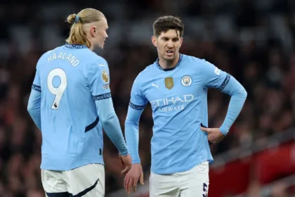 John Stones Consideró Retirarse por Lesiones: Revelación Impactante