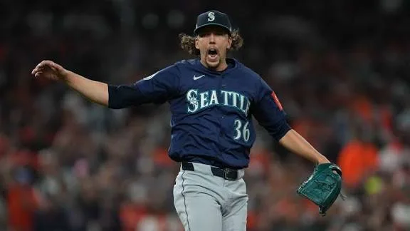 Gilbert Impone Dominio: Marineros de Seattle Aventajan a Tigres en SDLA