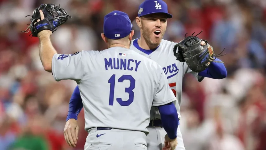 Dodgers vencen a Phillies con jugada audaz y toman ventaja 2-0 en NLDS