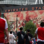Arsenal explora expansión del Emirates: Más asientos y mayores ingresos