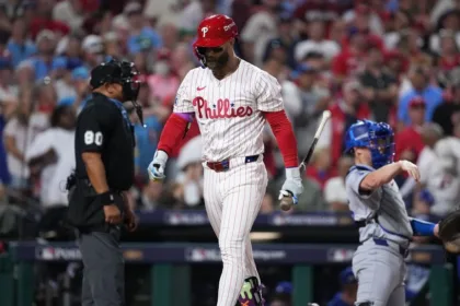 Harper: Acepta Abucheos de Fans Phillies, Enfrenta Eliminación MLB