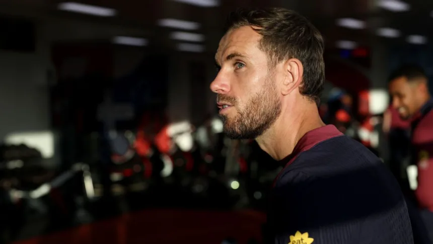 Henderson: El difícil adiós al Liverpool y su paso por Arabia