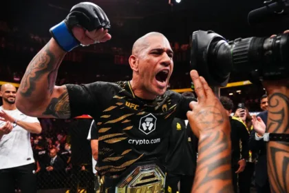 Alex Pereira noquea y domina el ranking de peso semipesado UFC