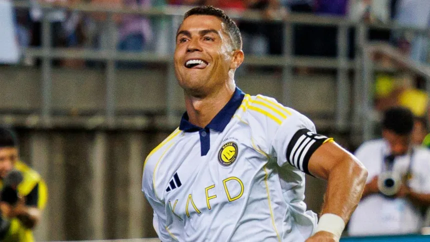 Cristiano Ronaldo: El Futbolista Milmillonario y su Futuro en el Deporte