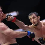 Nurmagomedov Conquista Título PFL: Vence a Hughes en Revancha Decisiva