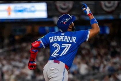 Blue Jays Eliminan a Yankees y Avanzan a la Serie de Campeonato