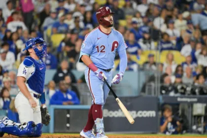 Schwarber EXPLOTA: 2 jonrones REVIVEN a los Phillies ante Dodgers
