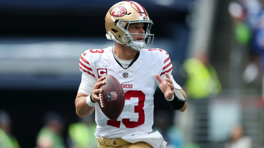 Purdy de 49ers: No a la IR, pero Jones aún con dudas para Buccaneers