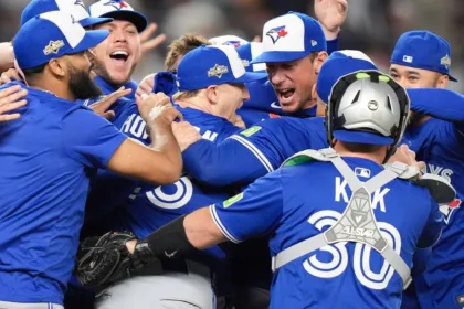 Blue Jays eliminan a Yankees y avanzan a la Serie de Campeonato de la AL