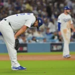 Kershaw SUFRE en relevo: Phillies apalean a Dodgers y salvan la serie