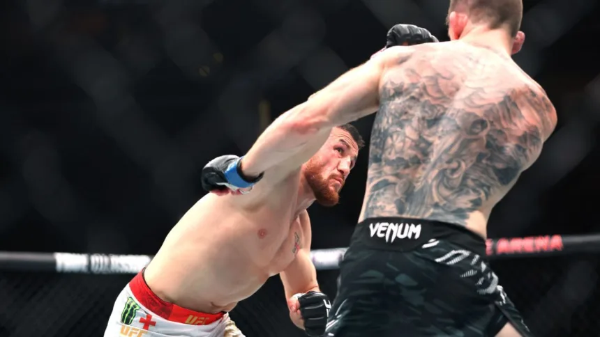 Dvalishvili Demuestra Dominio: Vence a Sandhagen y Retiene Título UFC