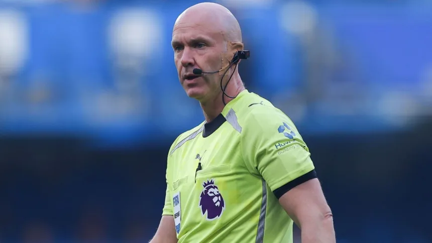 Anthony Taylor: ¿Vale la pena ser árbitro en la Premier League?