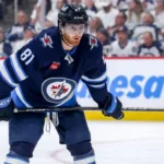 Jets Aseguran a Connor con Extensión Millonaria: Clave en el Ataque