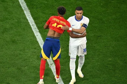 Mbappé Defiende a Yamal: "Dejen Tranquilo al Fenómeno del Barça"