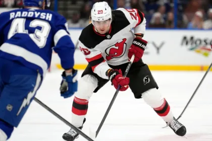 McLeod, absuelto por agresión, ficha por equipo ruso de hockey
