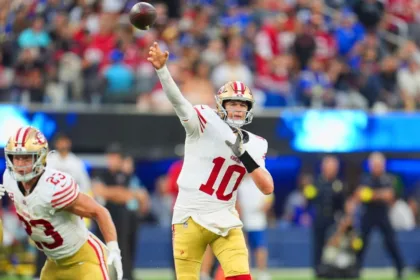 49ers: Mac Jones titular vs Bucs; Pearsall fuera por lesión