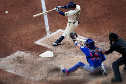 Cubs vs. Brewers: Definición en el Juego 5 de la Serie Divisional MLB 2025