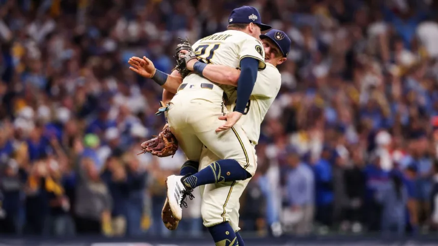 ¡Cerveceros a la NLCS! Vencen a Cachorros en Juego 5 con HRs y pitcheo sólido
