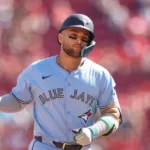 Bichette en duda para el roster de Toronto en la ALCS: ¿Jugará?