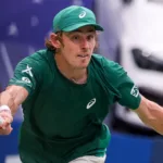 De Minaur a Cuartos en Shanghái: 50 Victorias y Récord Personal