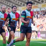 Smith guía a Harlequins a la victoria: Saracens pierde el invicto en la Prem