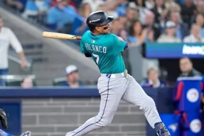 Marineros dominan a Azulejos: Polanco y Raleigh impulsan triunfo en SCL