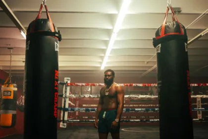 Ennis Demuele a Lima por TKO: ¡Quiere a Ortiz en el Ring!