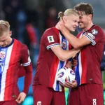 Haaland Falla 2 Penales, Pero Anota Hat-Trick con Noruega en Clasificatorias