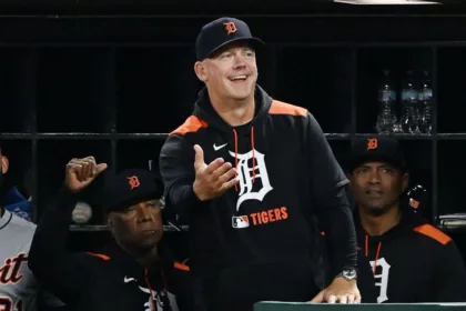 Tigers Aseguran Futuro: Hinch Renovado y Apuesta por Tarik Skubal a Largo Plazo
