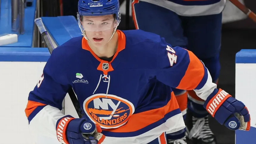 Schaefer, #1 del Draft, anota su 1er gol en la NHL, pero Isles pierden