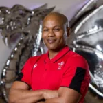 Fallece Warren Abrahams, ex DT de Gales, a los 43 años