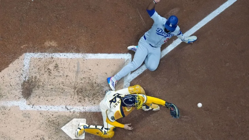 Brewers Hacen Historia: Doble Play 8-6-2 Inédito en Playoffs MLB