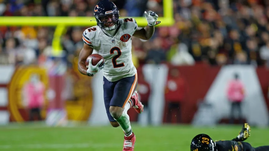 DJ Moore: Receptor de los Bears regresa a Chicago tras revisión médica