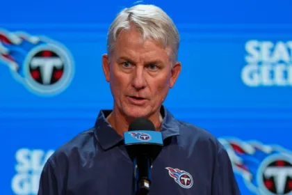 McCoy apuesta al optimismo con Cam Ward: Titans enfocados en el QB novato