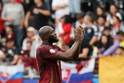 Lukaku denuncian extorsión familiar tras muerte de su padre: Funeral cancelado