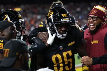 Commanders: Noah Brown a la IR por lesión; McLaurin podría volver